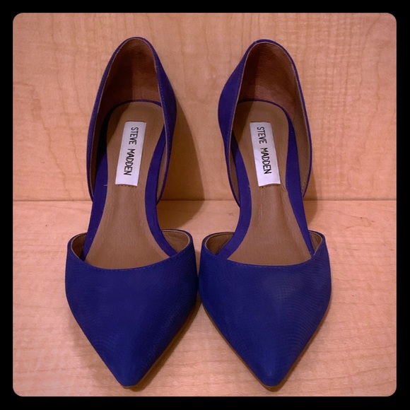 blue pumps low heel